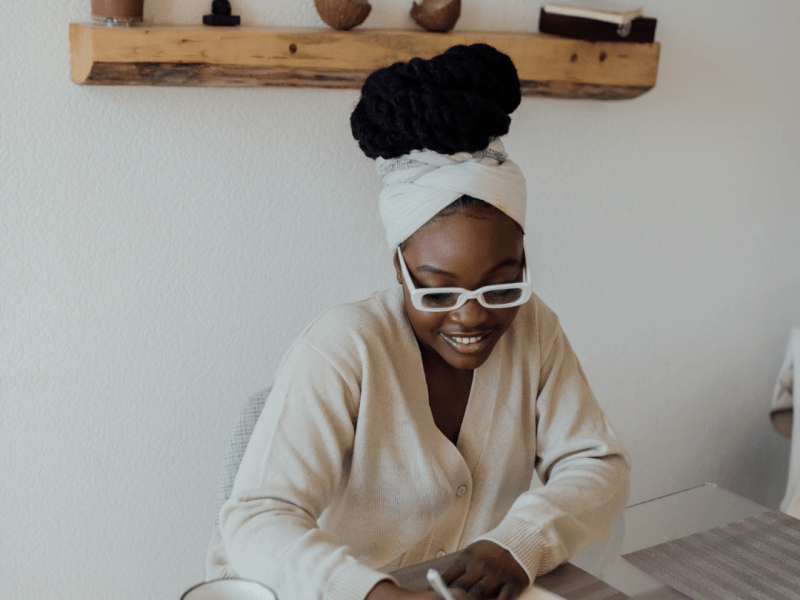 4 Real Tips to Start Journaling and Stick to&nbsp;It